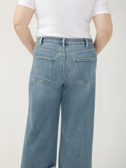 Be Easy High Rise Wide Leg Cropped Jeans Plus Size