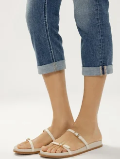 Elyse Mid Rise Americana Luxe Stretch Capri