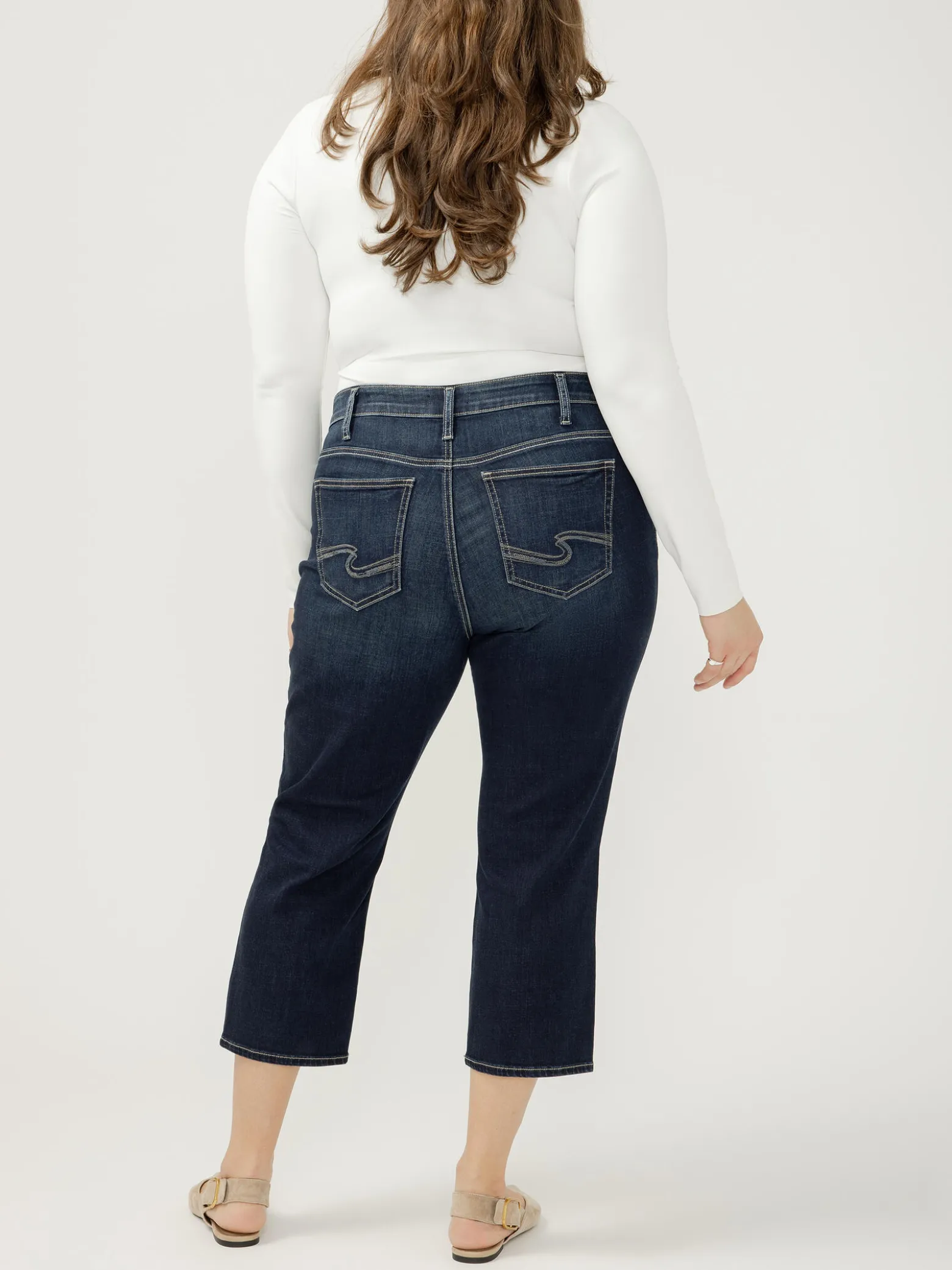 Elyse Mid Rise Luxe Stretch Capri Plus Size