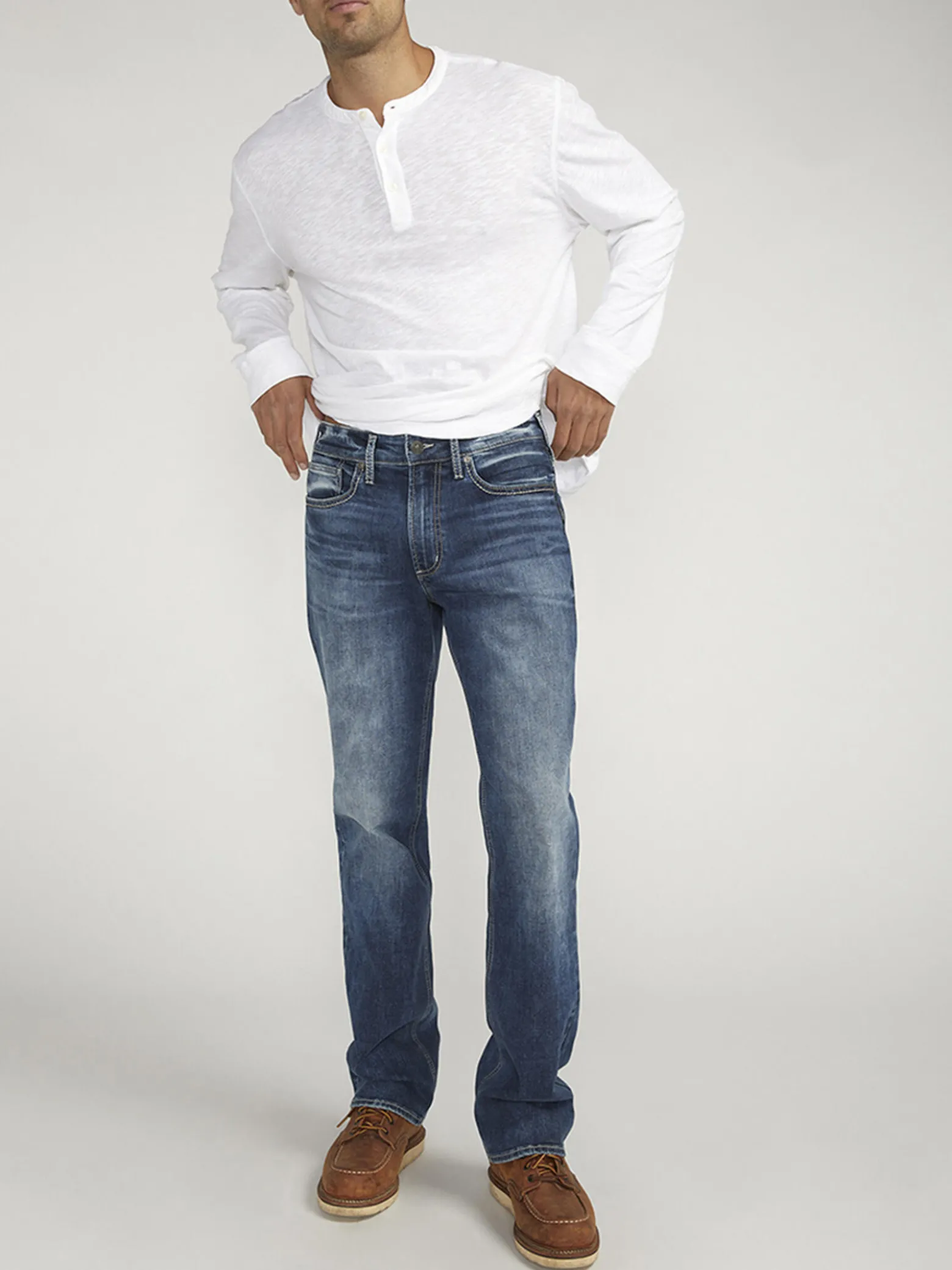 Gordie Loose Fit Straight Leg Jeans