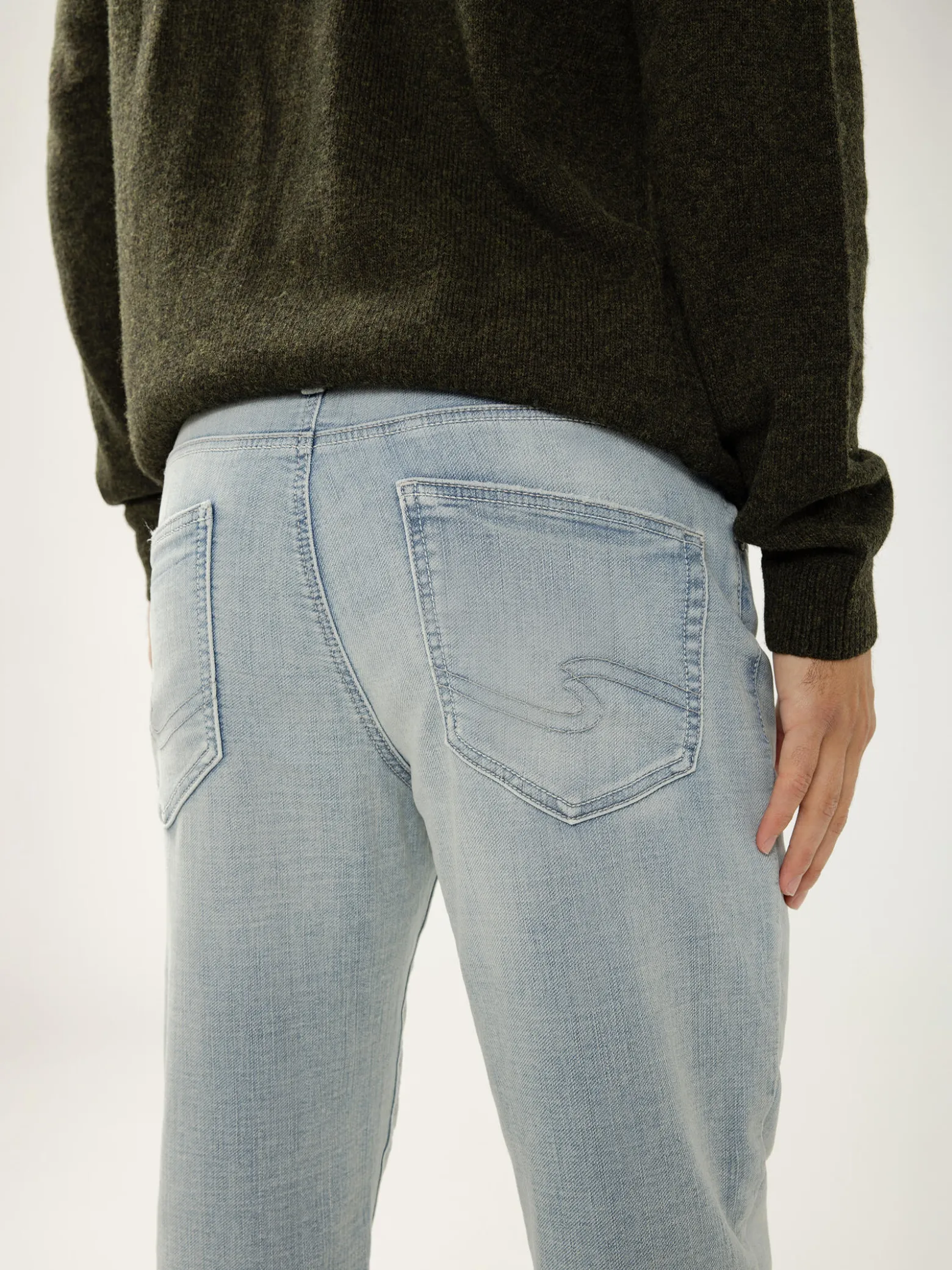 Grayson Classic Fit Straight Leg Jeans