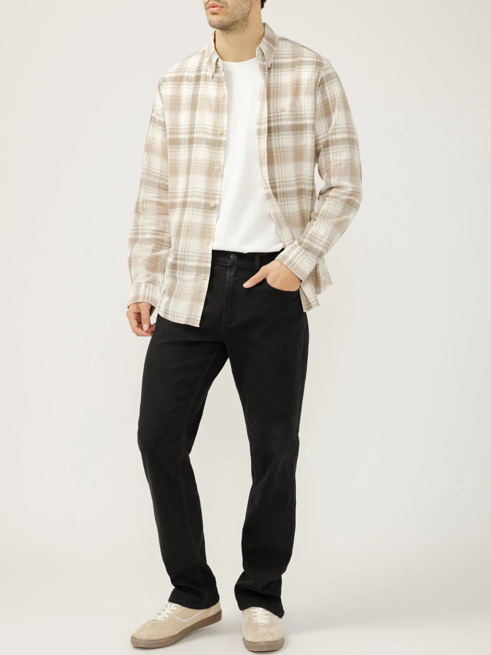 Grayson Classic Fit Straight Leg Jeans