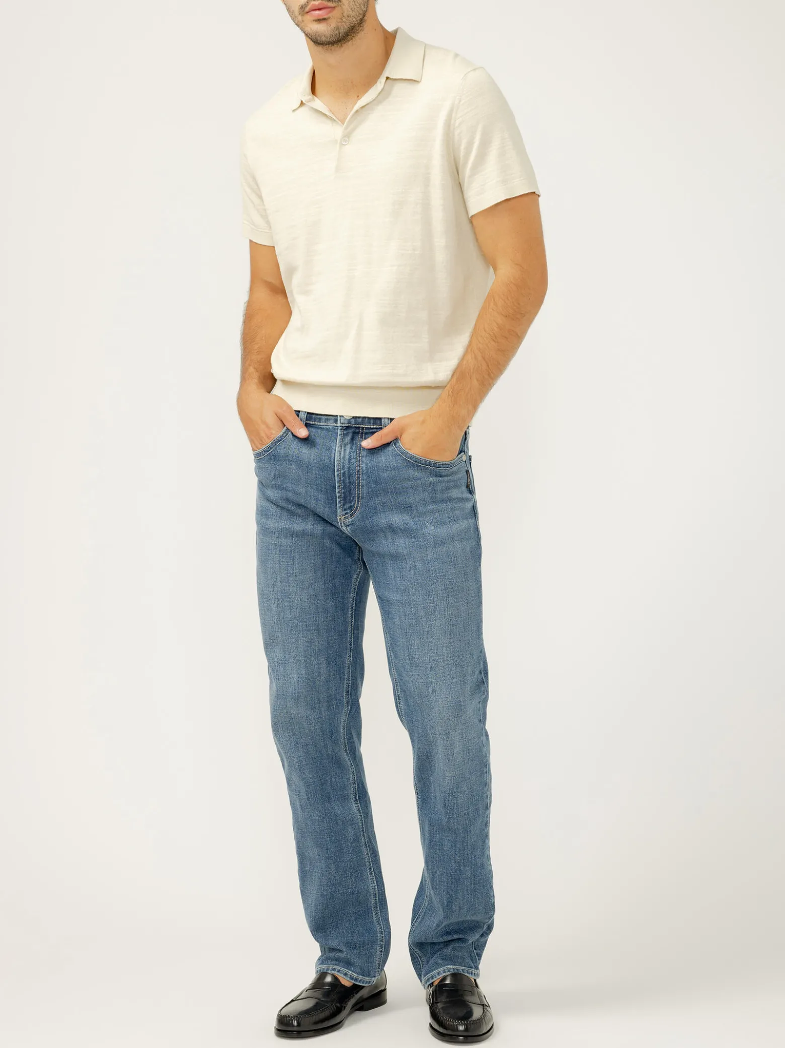 Grayson Classic Fit Straight Leg Jeans