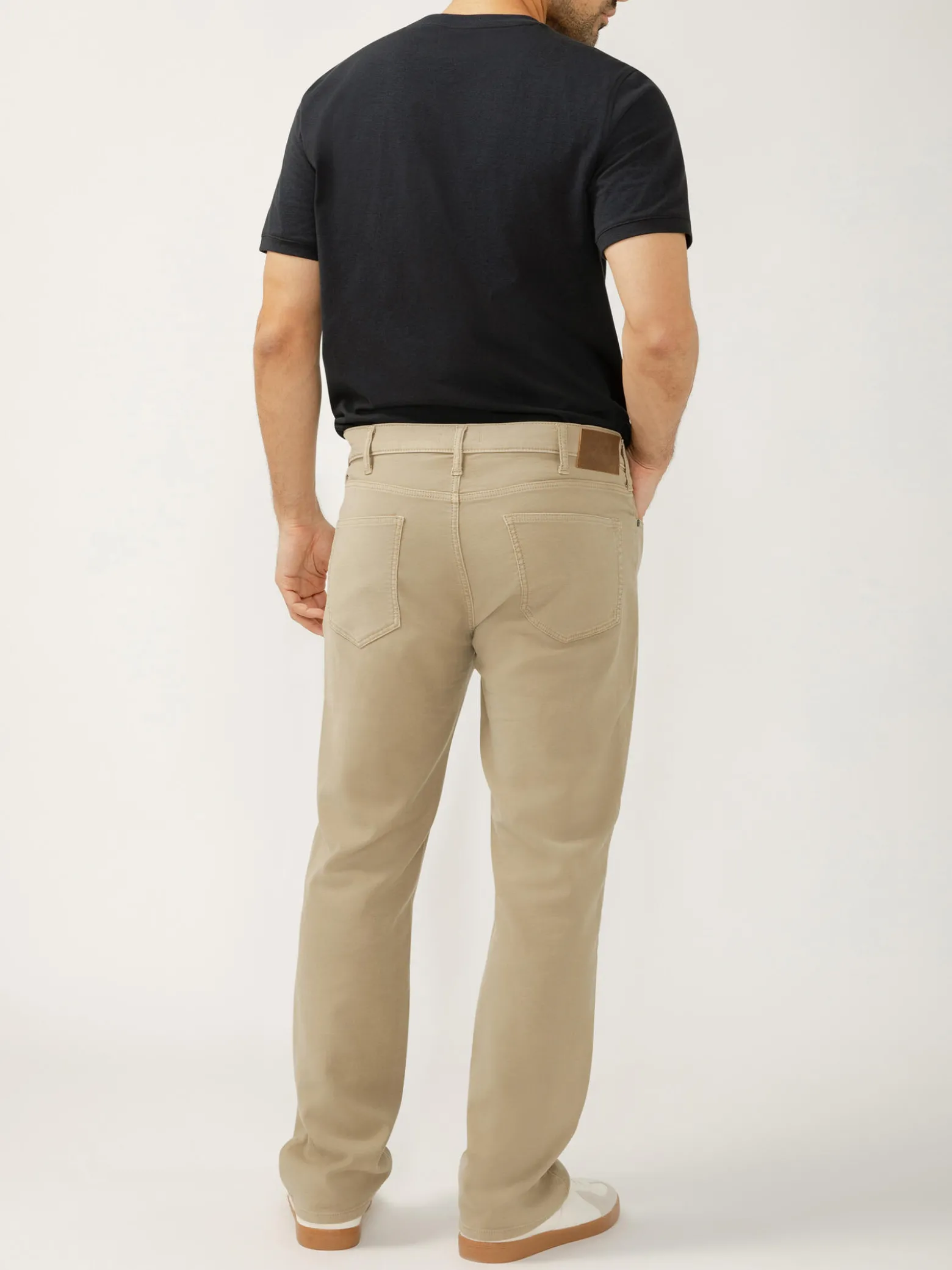 Grayson Classic Fit Straight Leg Knit Flex Jeans