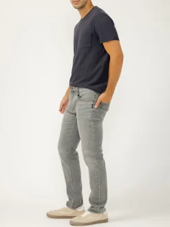 Konrad Slim Fit Slim Leg Jeans