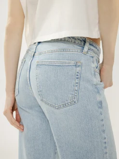 Loose & Low Low Rise Straight Leg Jeans
