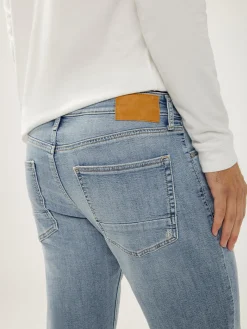 Machray Classic Fit Slim Straight Knit Flex Jeans