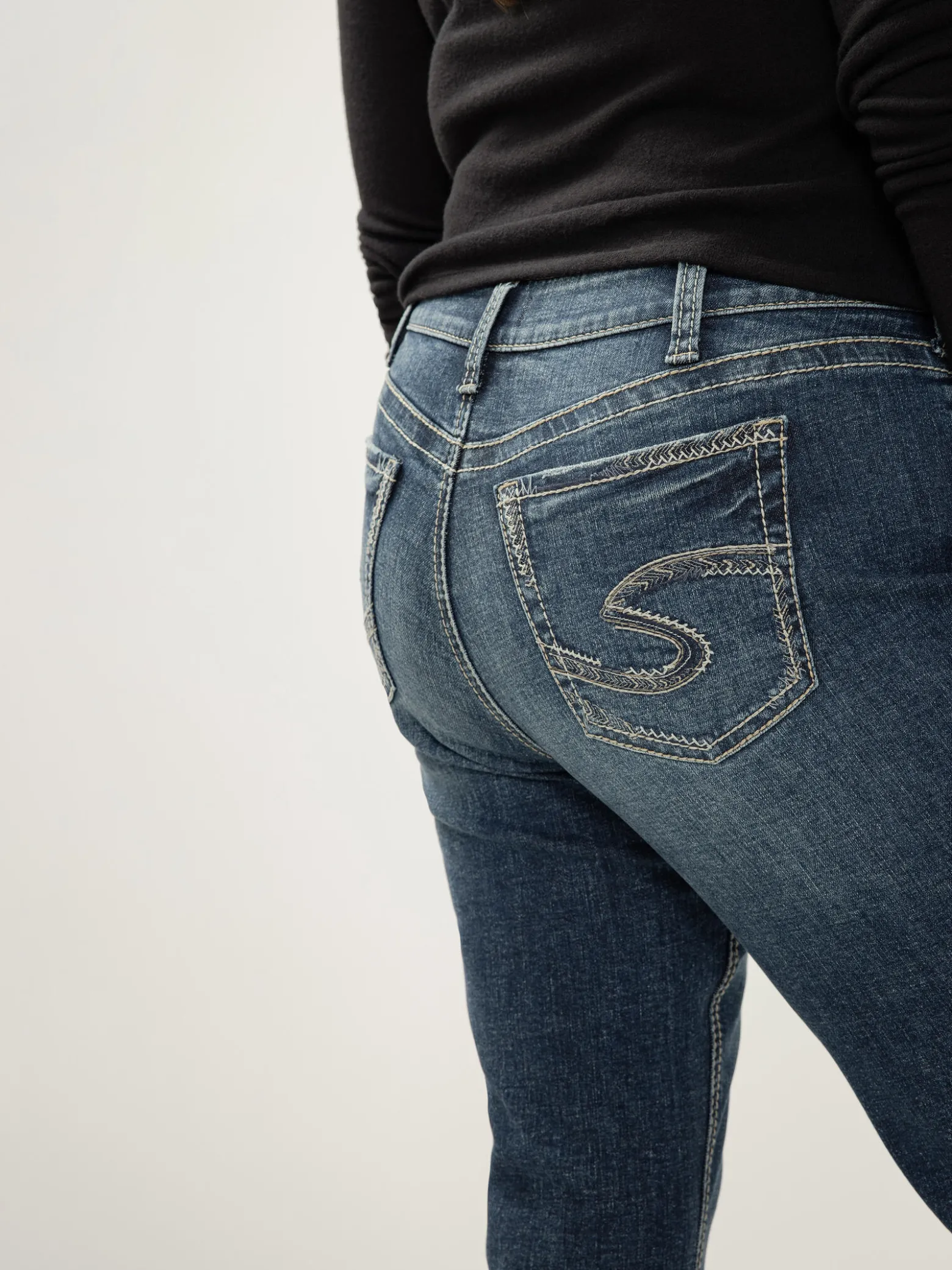 Suki Mid Rise Capri Plus Size