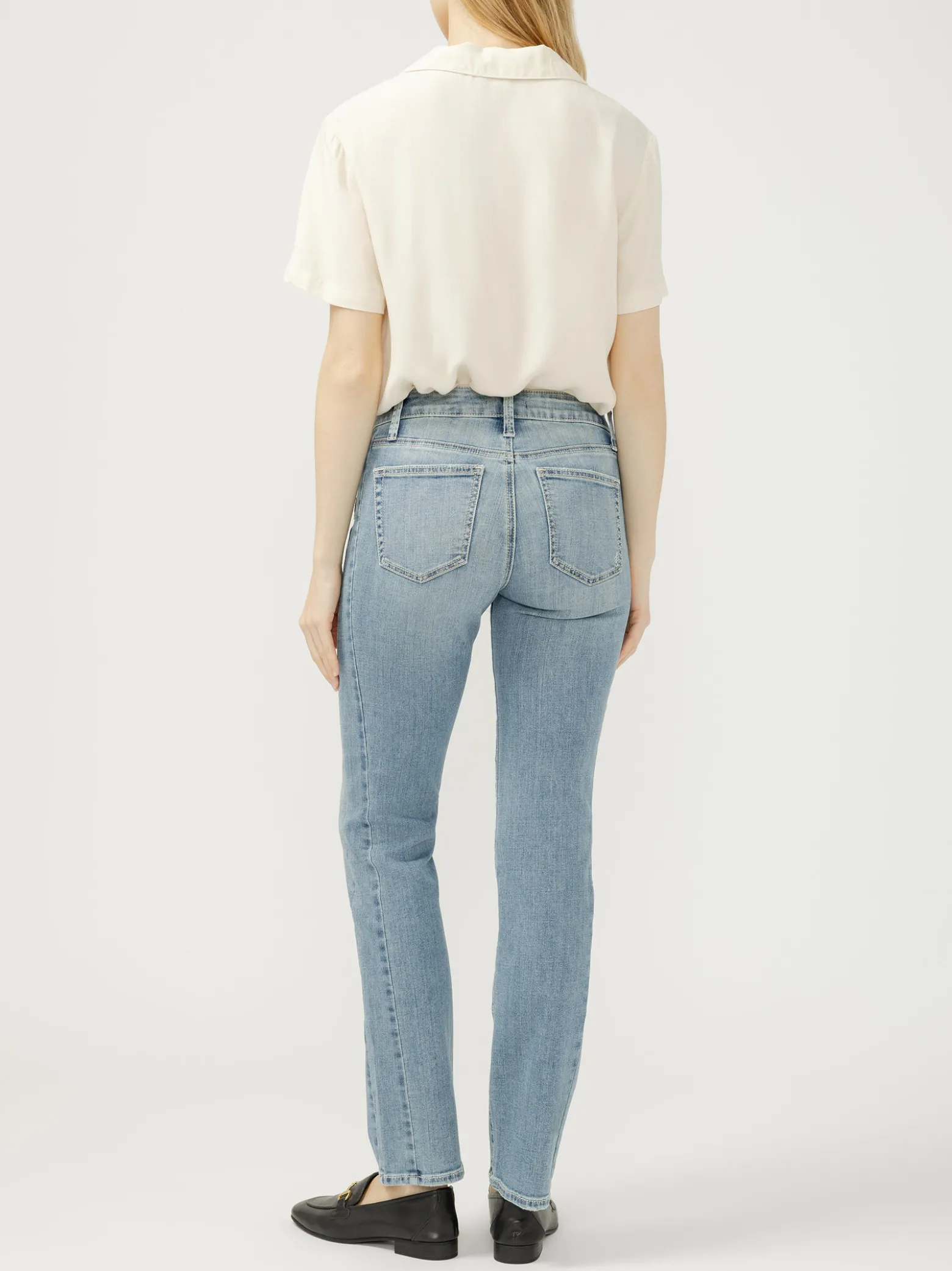 Suki Mid Rise Classic Straight Luxe Stretch Jeans